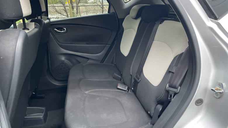 Renault Captur 1.5 dCi 90 Iconic 5dr Diesel Hatchback